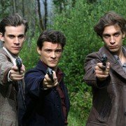 Kamienie na szaniec - galeria zdjęć - filmweb