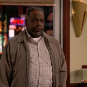 Cedric the Entertainer w Superior Donuts