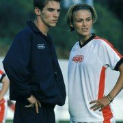 Podkręć jak Beckham - galeria zdjęć - filmweb