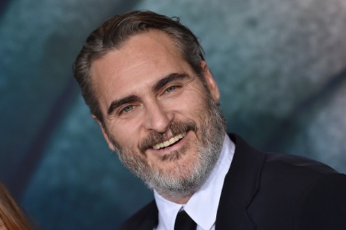 Joaquin Phoenix: Nie oglądajcie "Bo się boi" na grzybkach