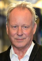 Stellan Skarsgård / Profesor Gerald Lambeau