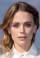 Katia Winter / Gwen Karlsson