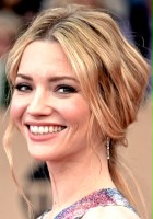 Talulah Riley / Gina Garrison