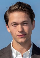 Jakob Oftebro / Nico
